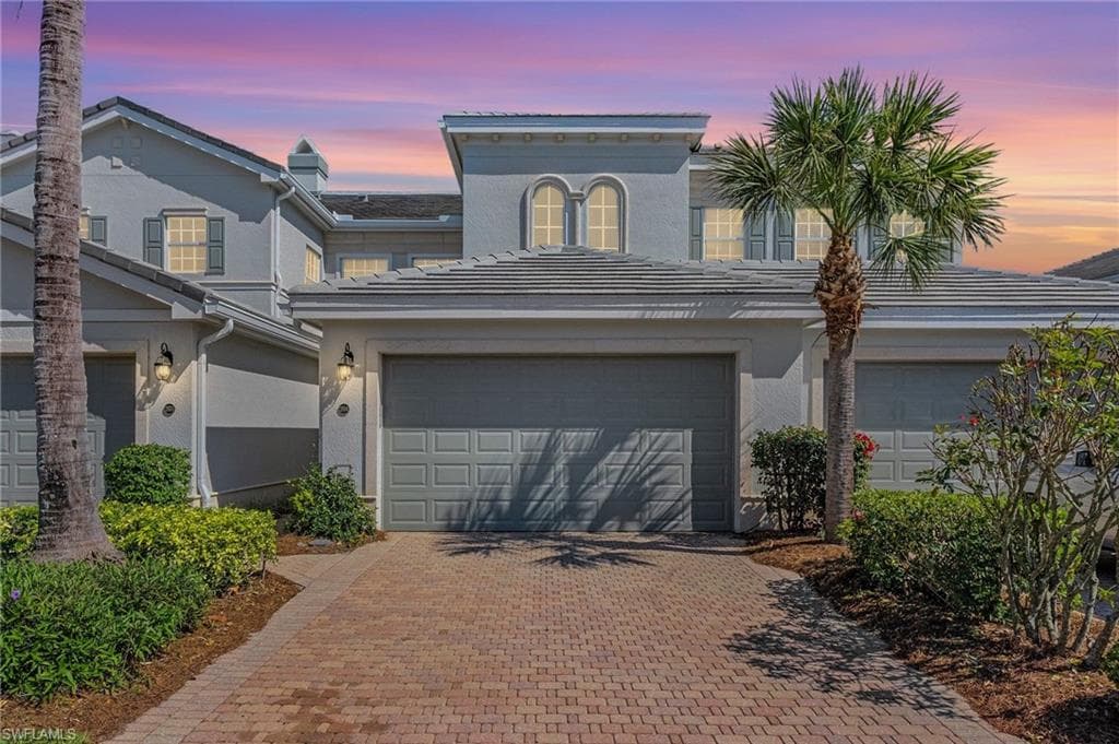 9283 Museo Cir 204, Naples, FL 34114-3