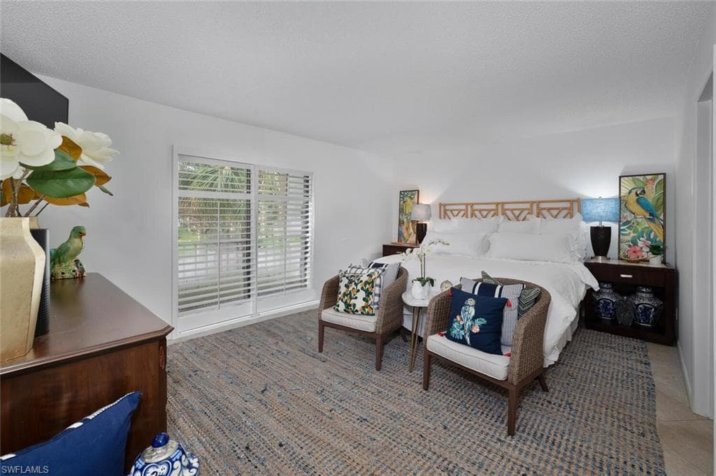 105 Clubhouse Dr 255, Naples, FL 34105-13