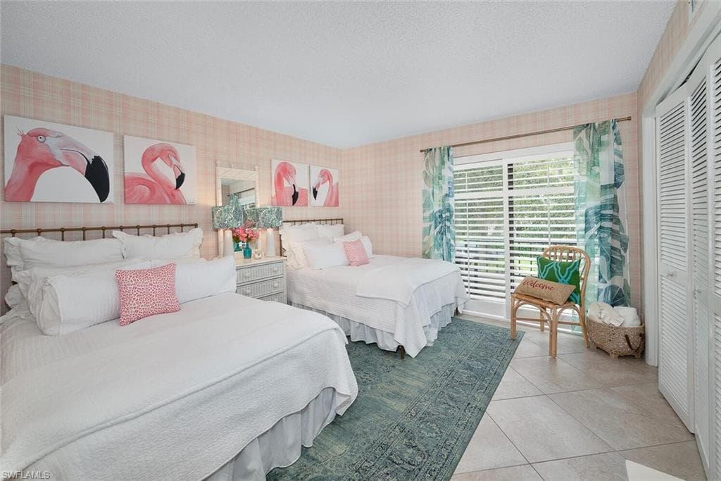 105 Clubhouse Dr 255, Naples, FL 34105-16