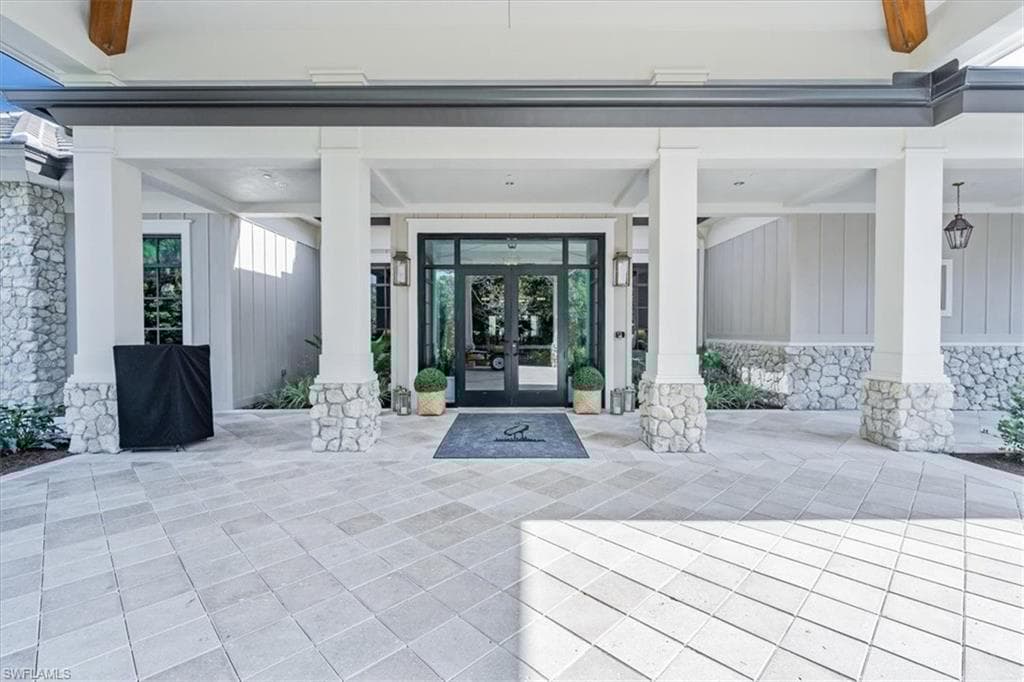 105 Clubhouse Dr 255, Naples, FL 34105-23
