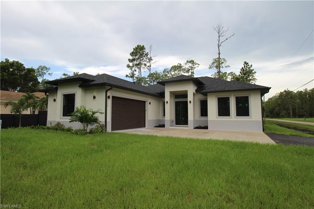 4518 6th Ave SE, Naples, FL 34117-4