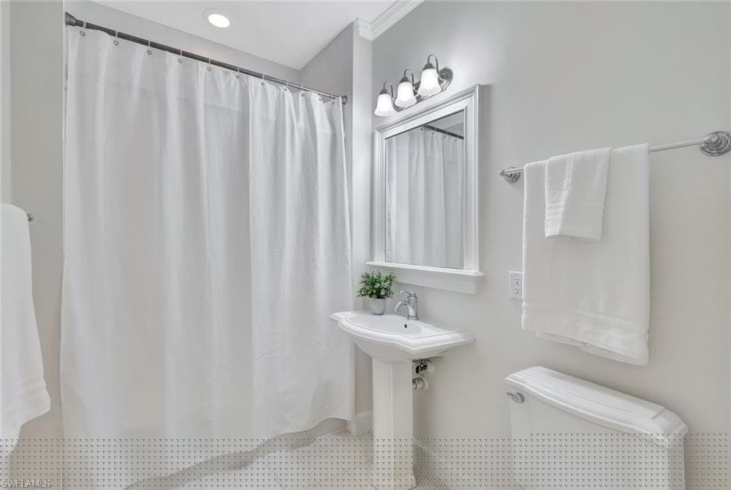2185 Hawksridge Dr 1102, Naples, FL 34105-22