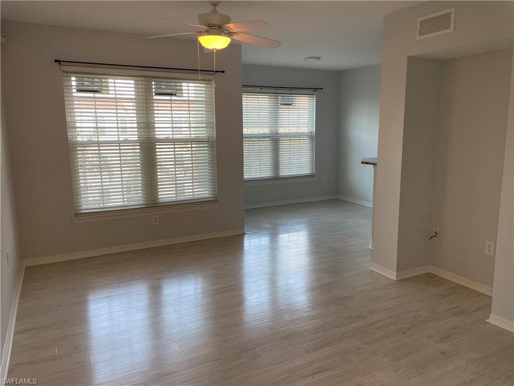 23600 Walden Center Dr 302, Estero, FL 34134-2