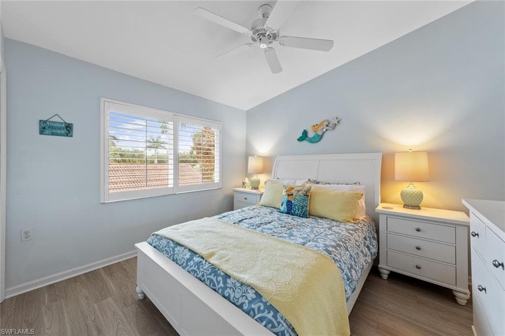2365 Bayou Ln 10, Naples, FL 34112-35