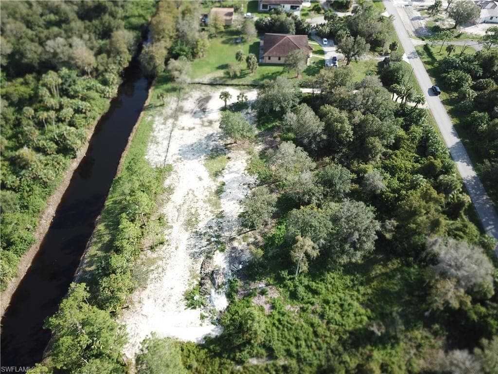 264 22nd St NE, Naples, FL 34120-6
