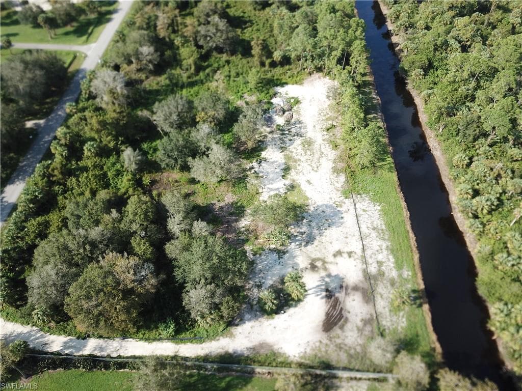 264 22nd St NE, Naples, FL 34120-7