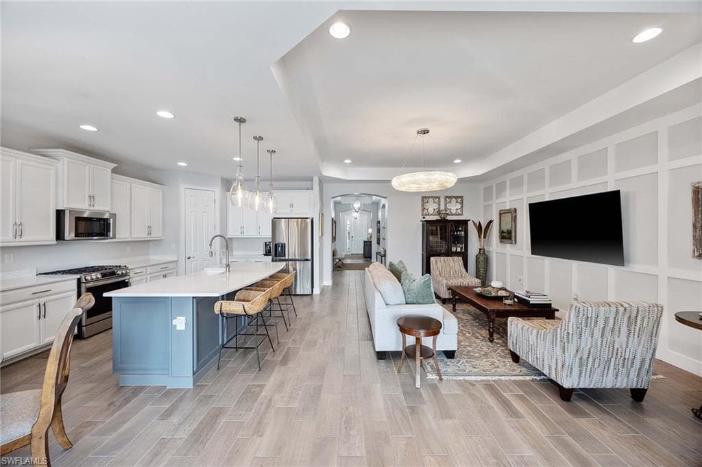 14707 Stillwater Way, Naples, FL 34114-14