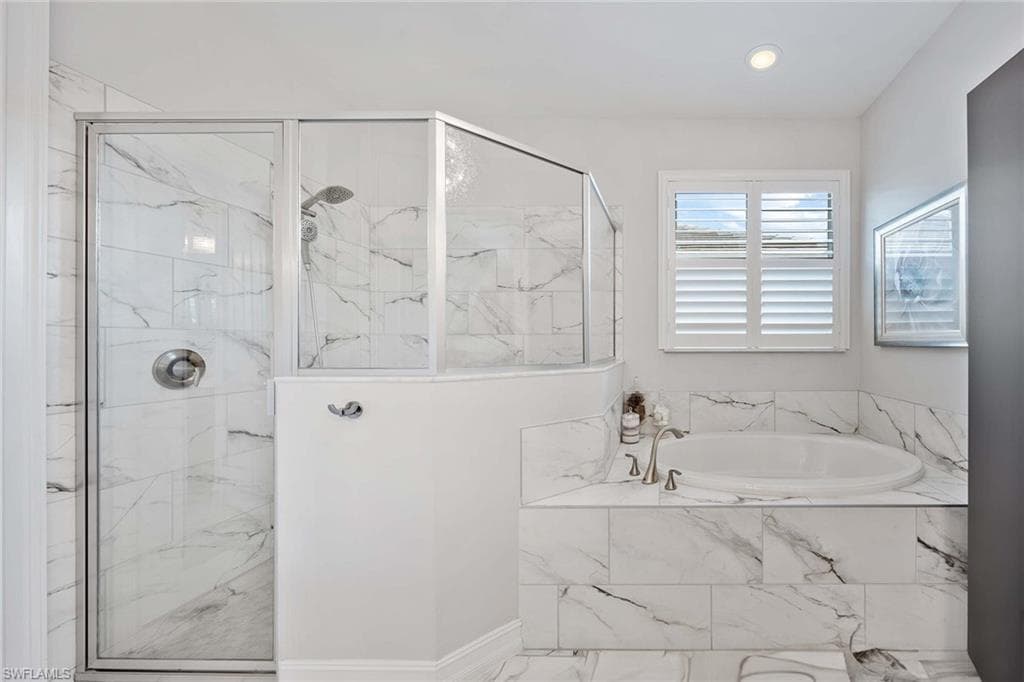 14707 Stillwater Way, Naples, FL 34114-26