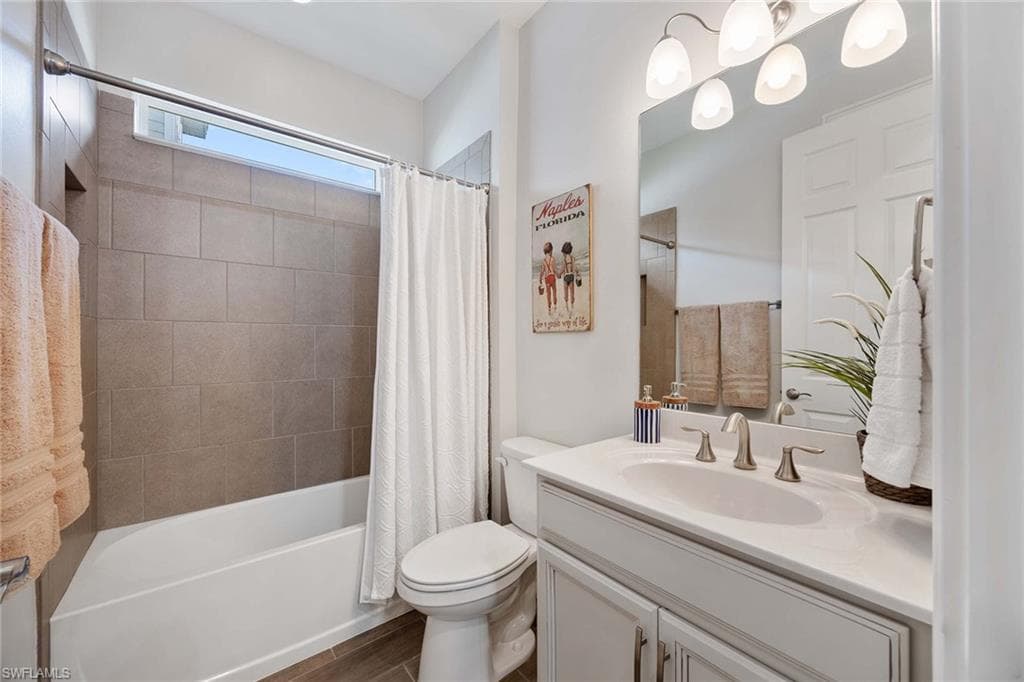 14707 Stillwater Way, Naples, FL 34114-30