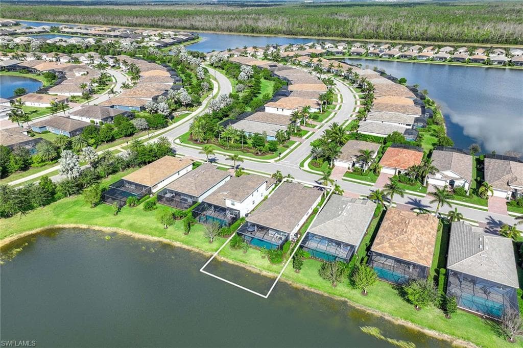 14707 Stillwater Way, Naples, FL 34114-45
