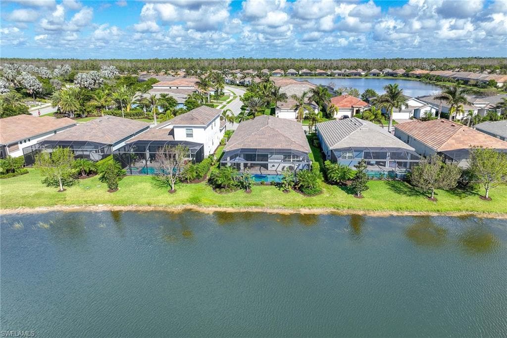 14707 Stillwater Way, Naples, FL 34114-47
