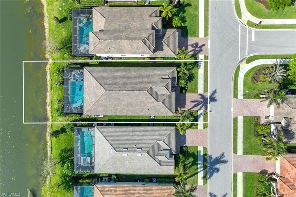 14707 Stillwater Way, Naples, FL 34114-51