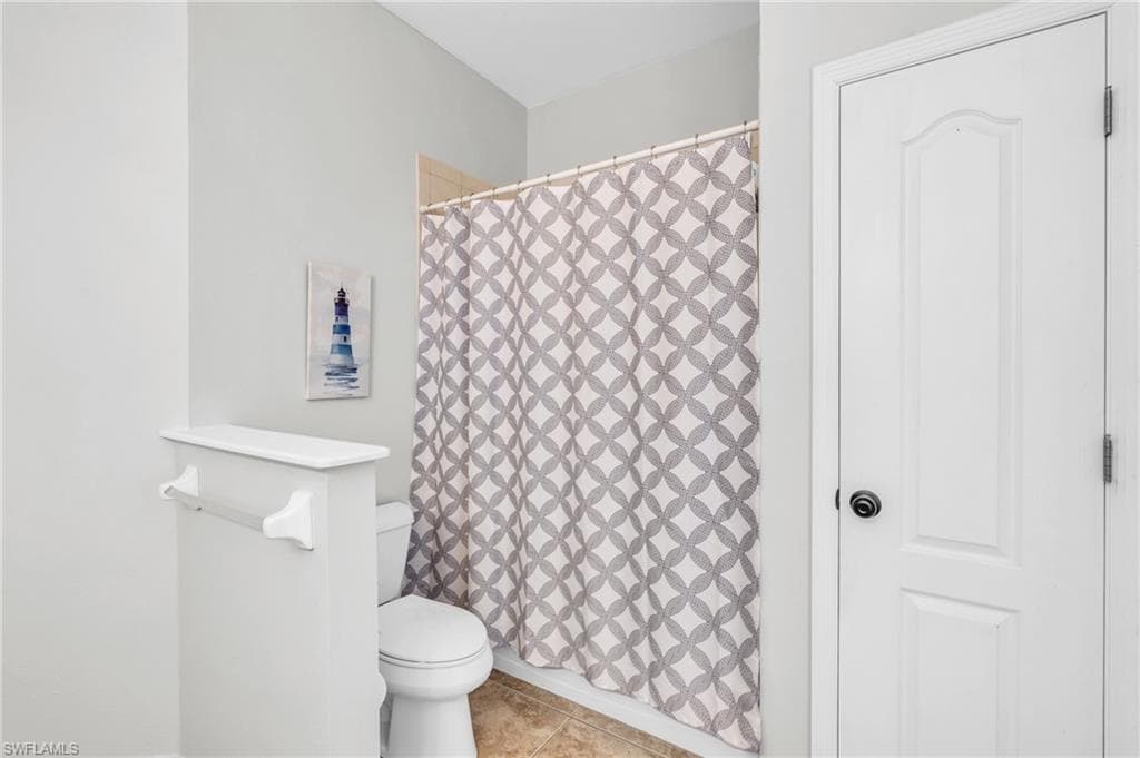 2319 19th St, Cape Coral, FL 33909-24