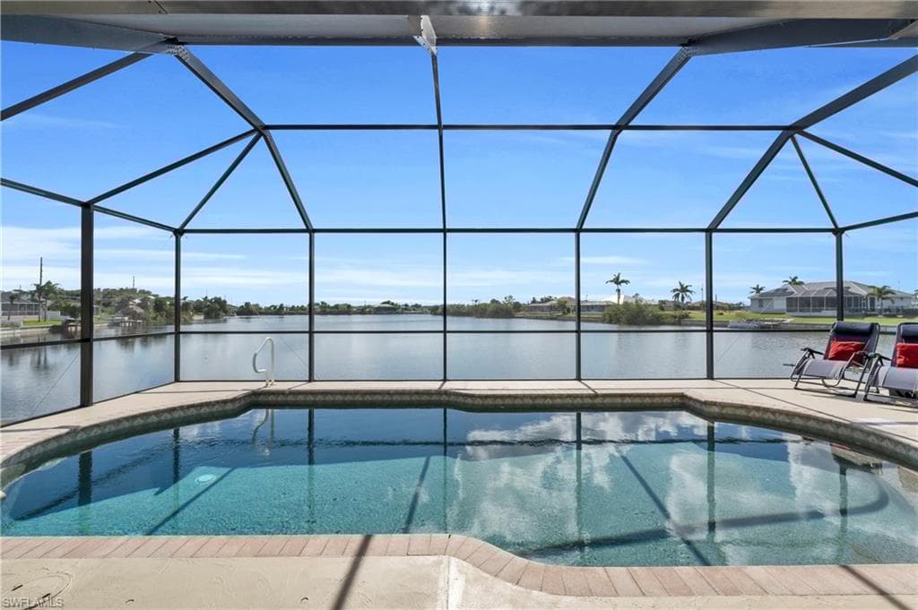 2319 19th St, Cape Coral, FL 33909-30