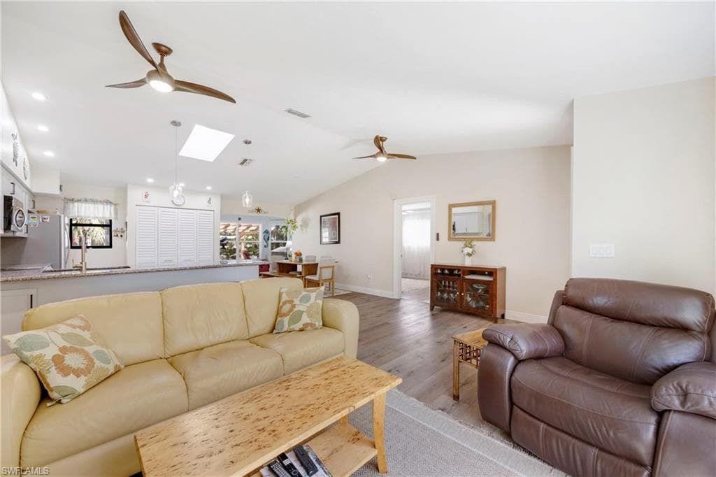 27211 Sun Aqua Ln, Bonita Springs, FL 34135-9
