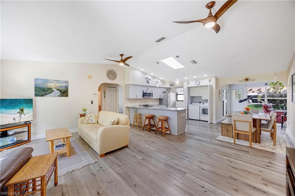 27211 Sun Aqua Ln, Bonita Springs, FL 34135-16