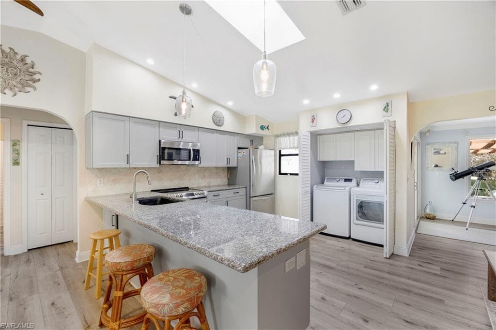 27211 Sun Aqua Ln, Bonita Springs, FL 34135-17