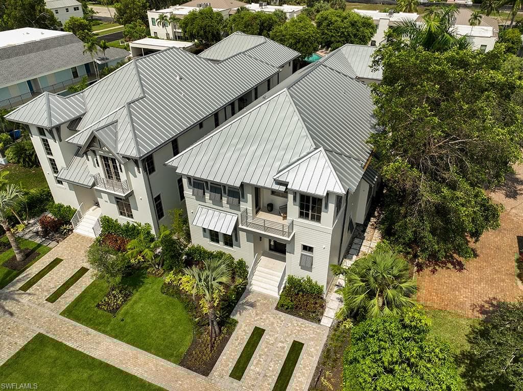 845 11th Ave S, Naples, FL 34102-40