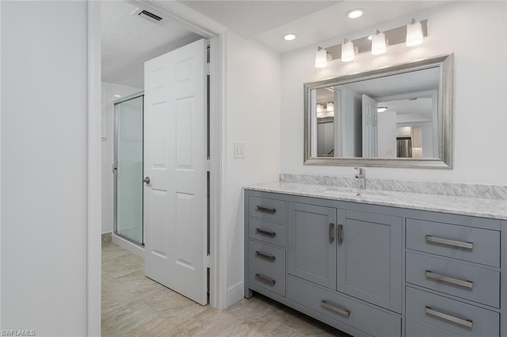 413 Augusta Blvd 205, Naples, FL 34113-12