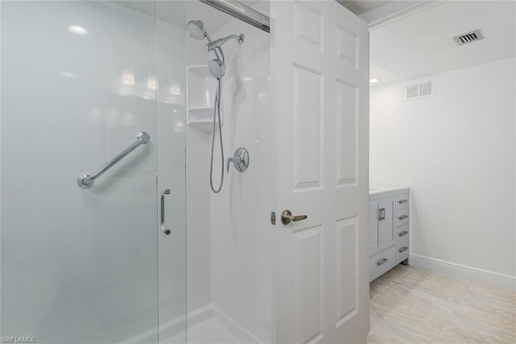 413 Augusta Blvd 205, Naples, FL 34113-14