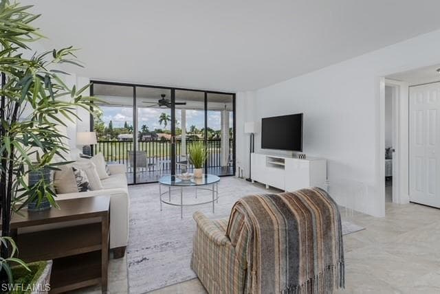 413 Augusta Blvd 205, Naples, FL 34113-6