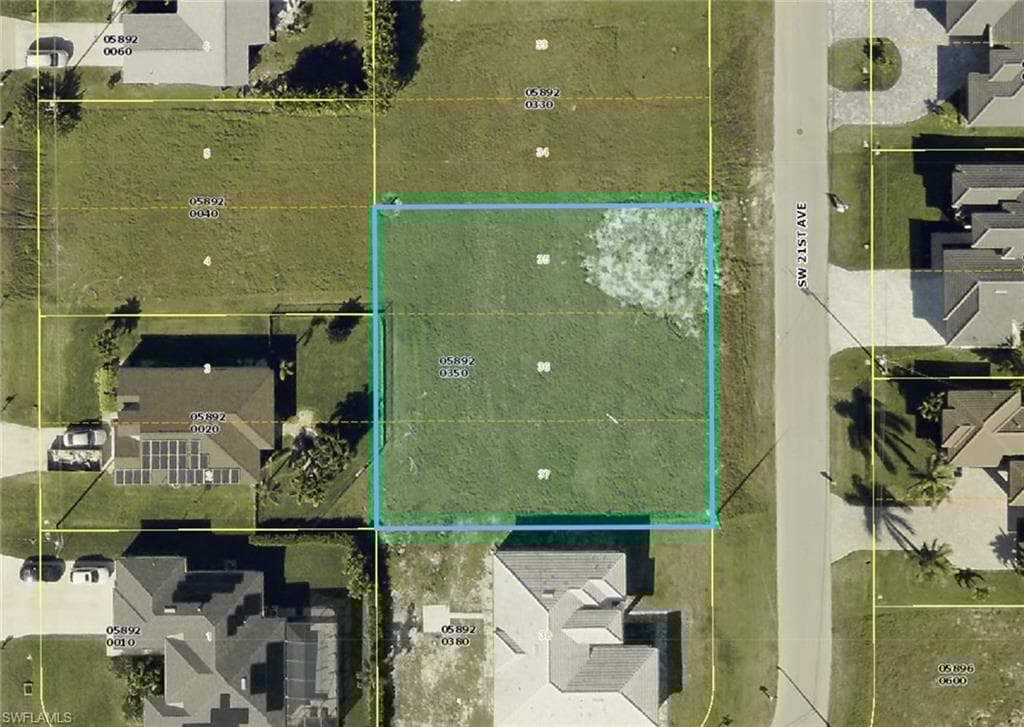 2720 21st Ave, Cape Coral, FL 33914-1