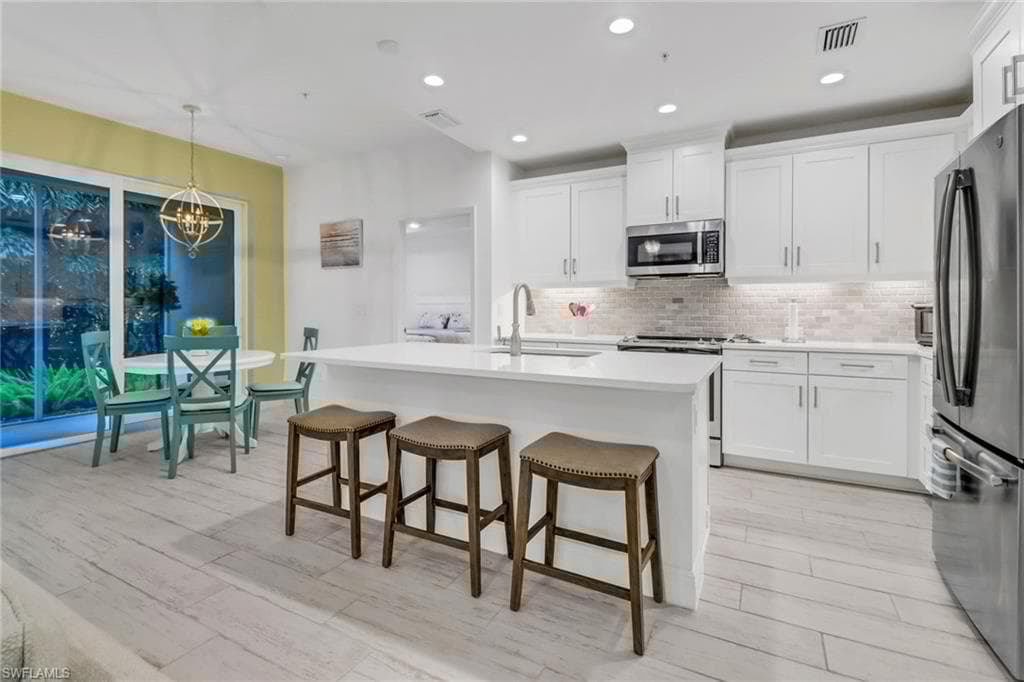 6953 Avalon Cir 1801, Naples, FL 34112-2