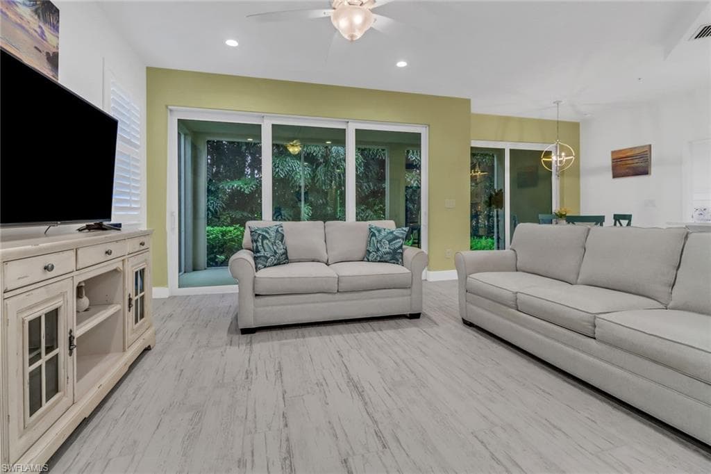 6953 Avalon Cir 1801, Naples, FL 34112-4