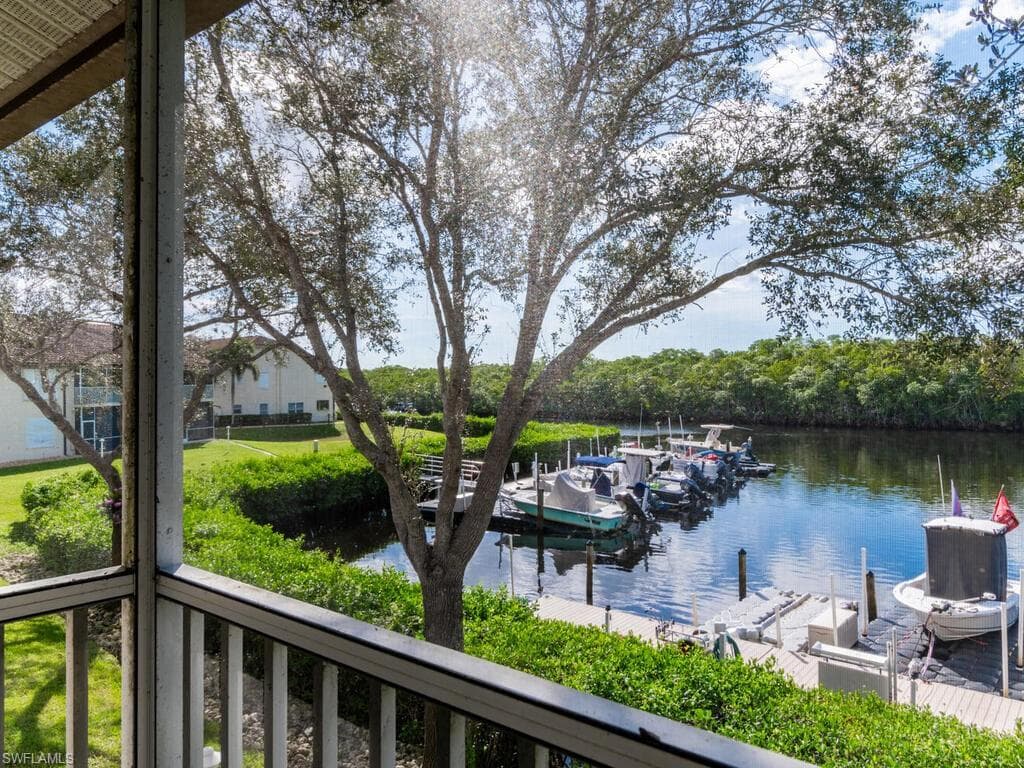 230 Newport Dr 610, Naples, FL 34114-15