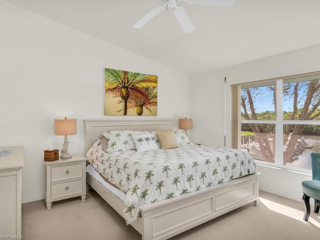 230 Newport Dr 610, Naples, FL 34114-17