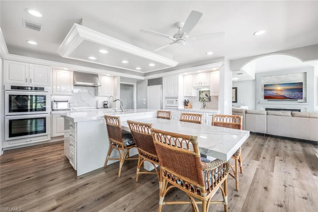368 Germain Ave, Naples, FL 34108-14