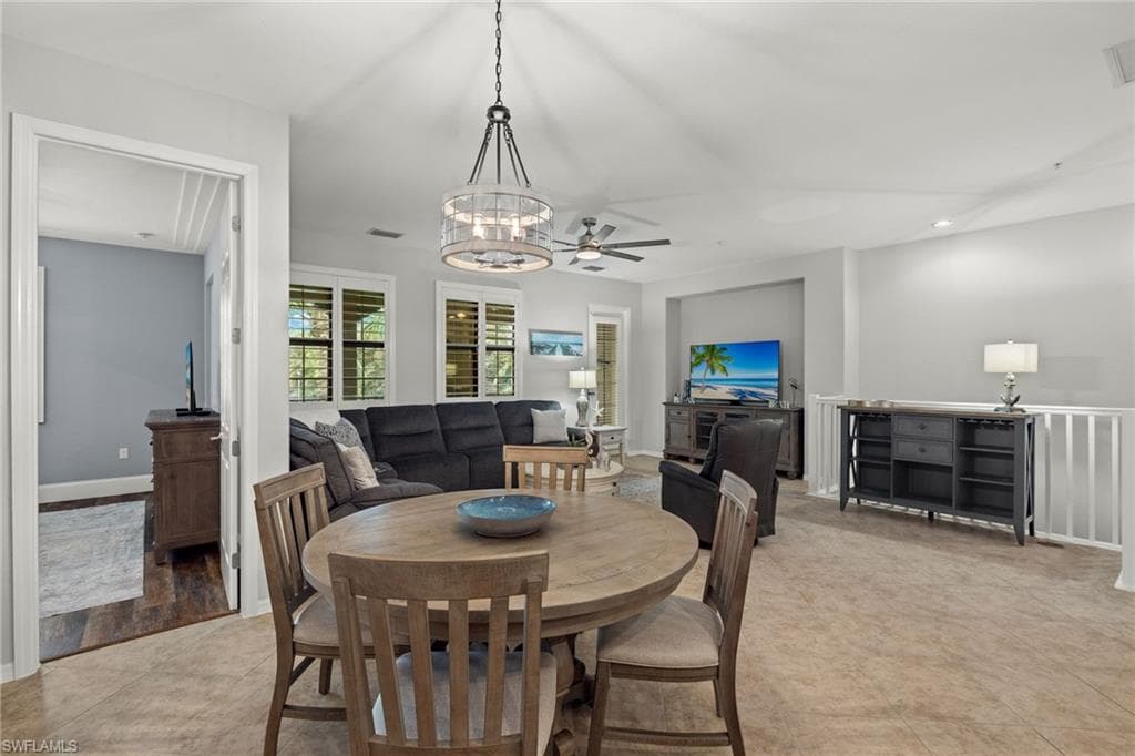 9064 Capistrano St N 5005, Naples, FL 34113-11