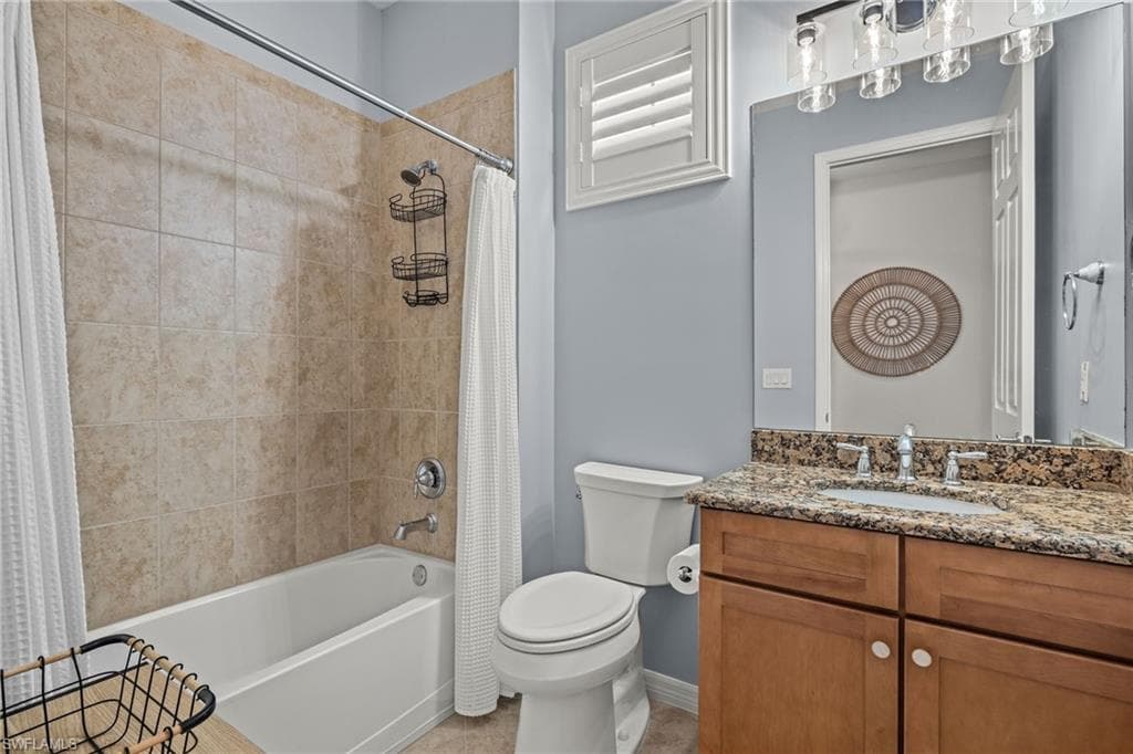 9064 Capistrano St N 5005, Naples, FL 34113-19