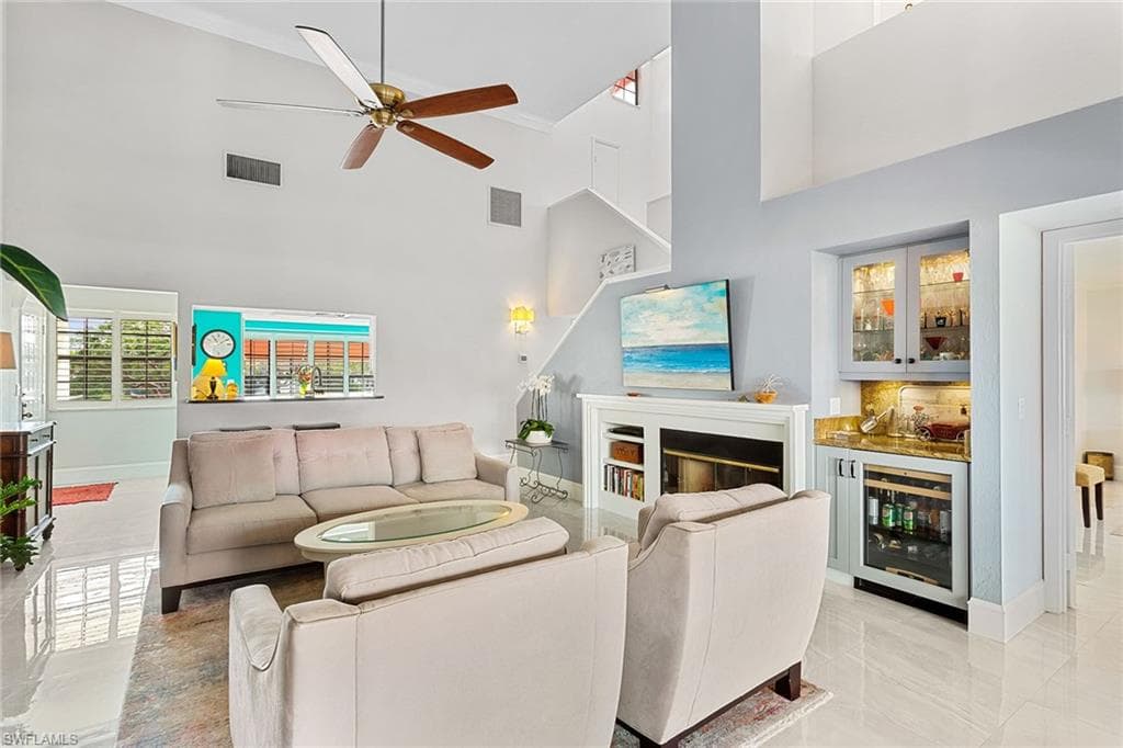 509 Serendipity Dr 509, Naples, FL 34108-1