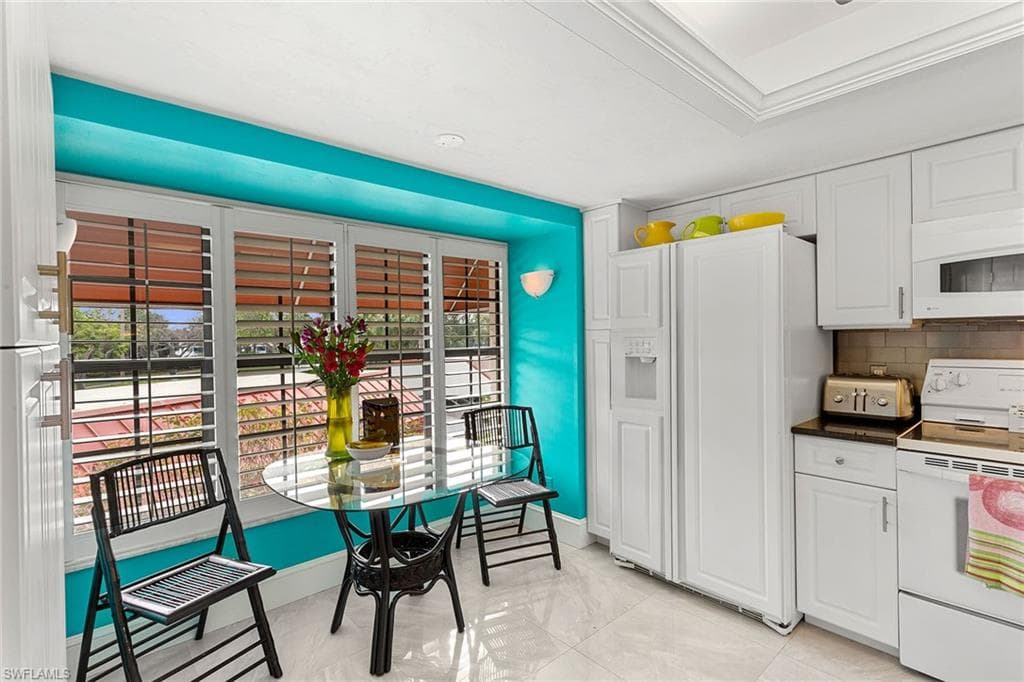 509 Serendipity Dr 509, Naples, FL 34108-5