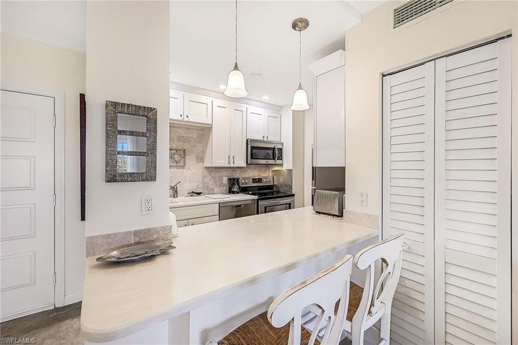 500 Saturn Ct 68, Marco Island, FL 34145-12