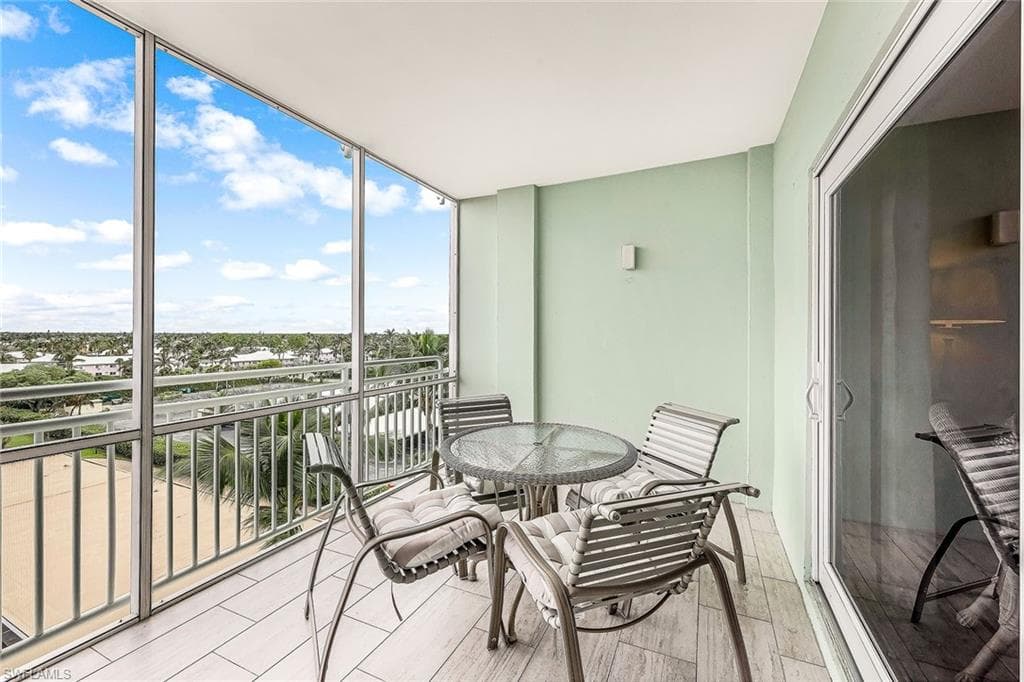 500 Saturn Ct 68, Marco Island, FL 34145-22