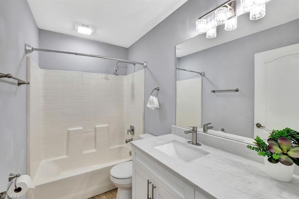 1281 25th St SW, Naples, FL 34117-10
