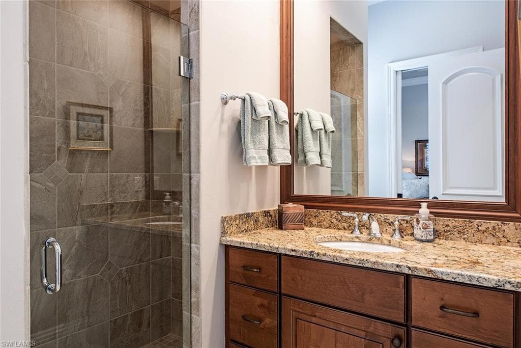 2204 Goshawk Ct, Naples, FL 34105-22