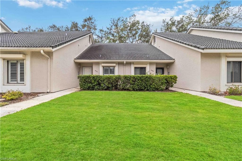 604 Arbor Lake Dr 6-103, Naples, FL 34110-17