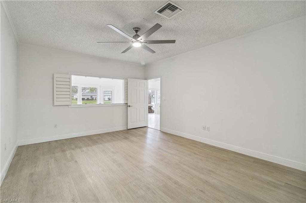604 Arbor Lake Dr 6-103, Naples, FL 34110-6