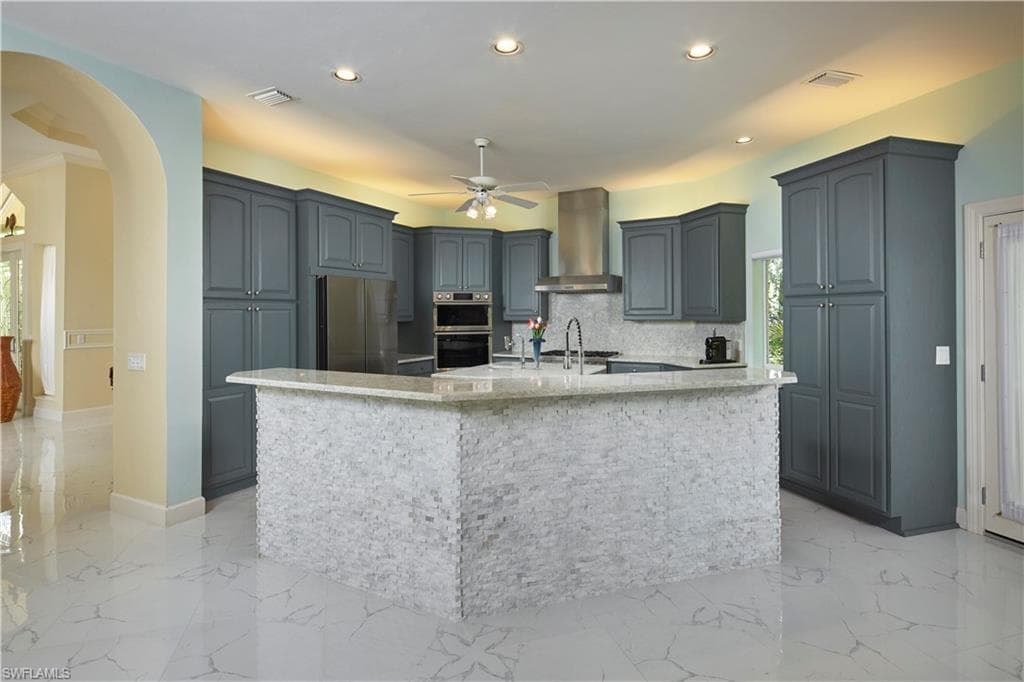 27231 Lakeway Ct, Bonita Springs, FL 34134-9