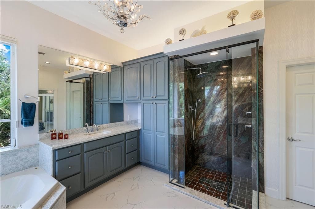 27231 Lakeway Ct, Bonita Springs, FL 34134-18