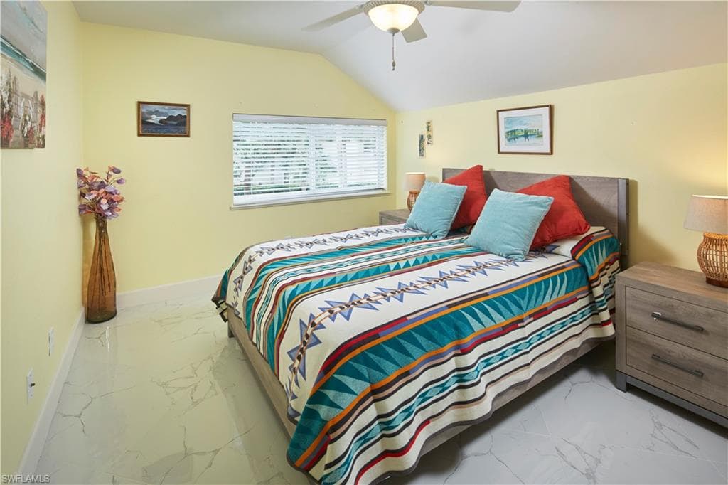 27231 Lakeway Ct, Bonita Springs, FL 34134-27