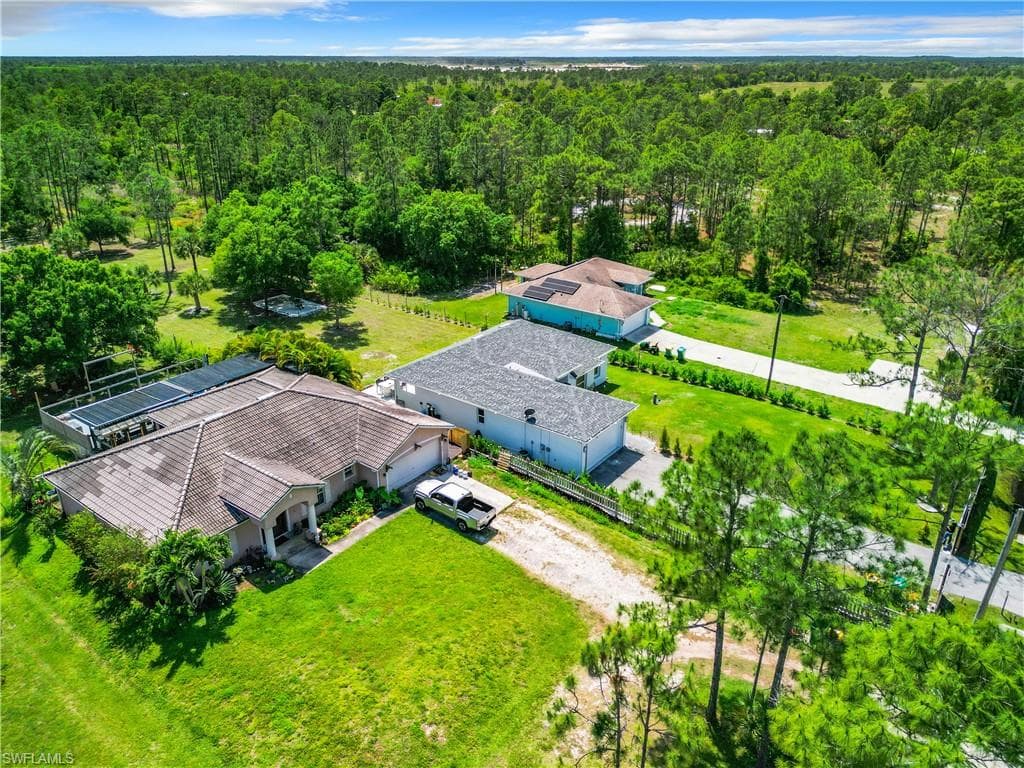 2444 62nd Ave NE, Naples, FL 34120-40