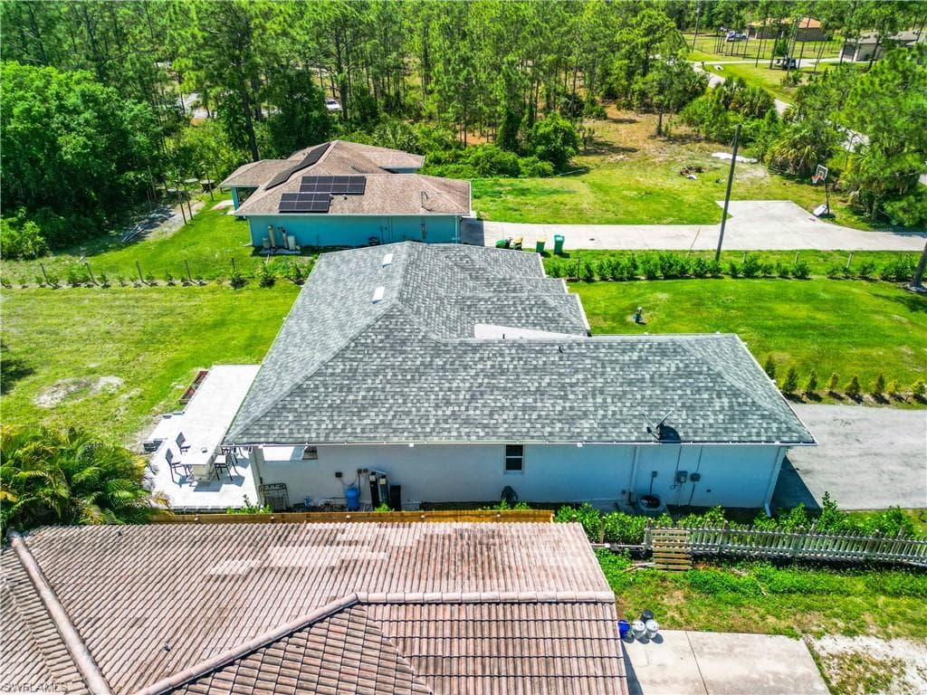 2444 62nd Ave NE, Naples, FL 34120-48