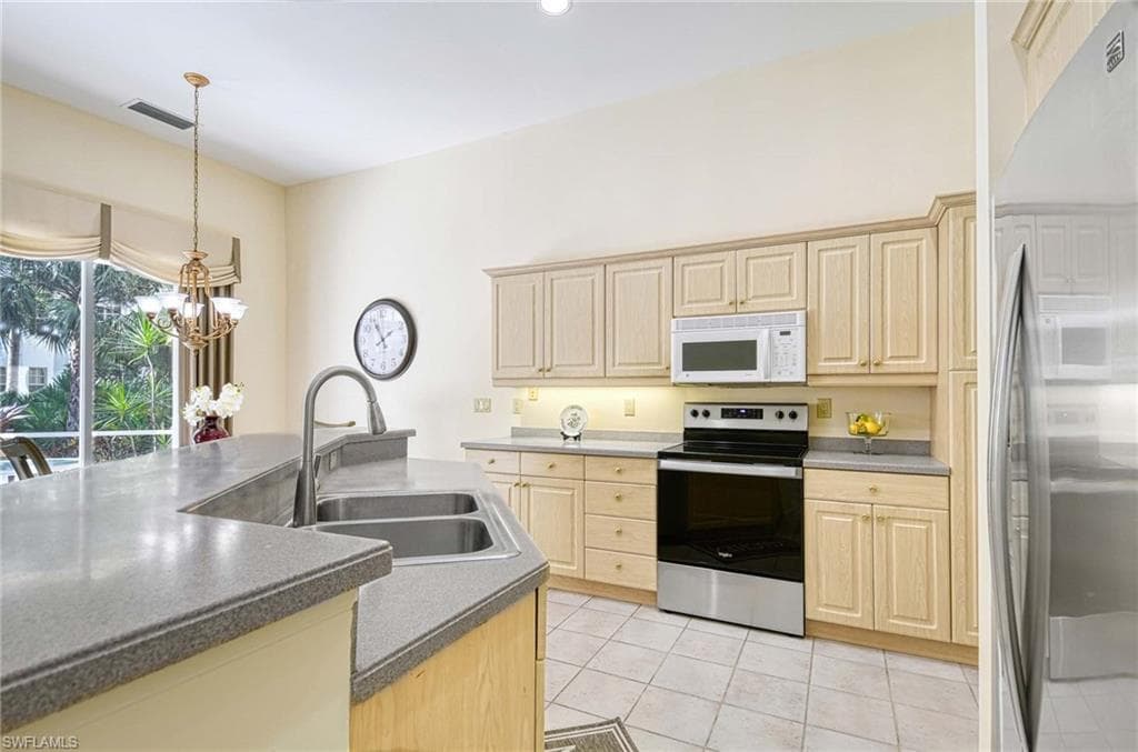 2451 Game Hawk Ct 2502, Naples, FL 34105-4
