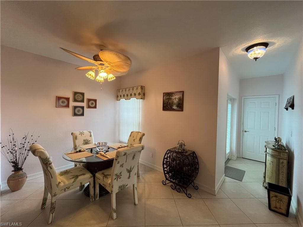 871 Tanbark Dr 101, Naples, FL 34108-12