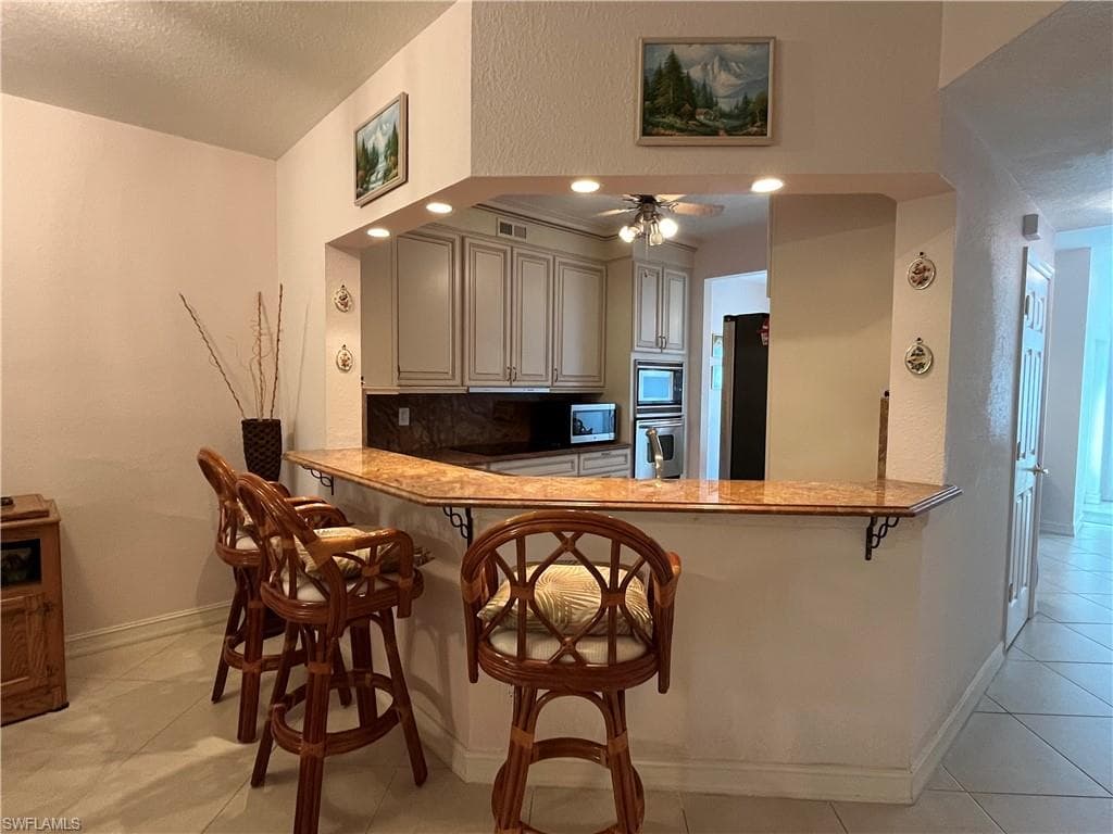 871 Tanbark Dr 101, Naples, FL 34108-13