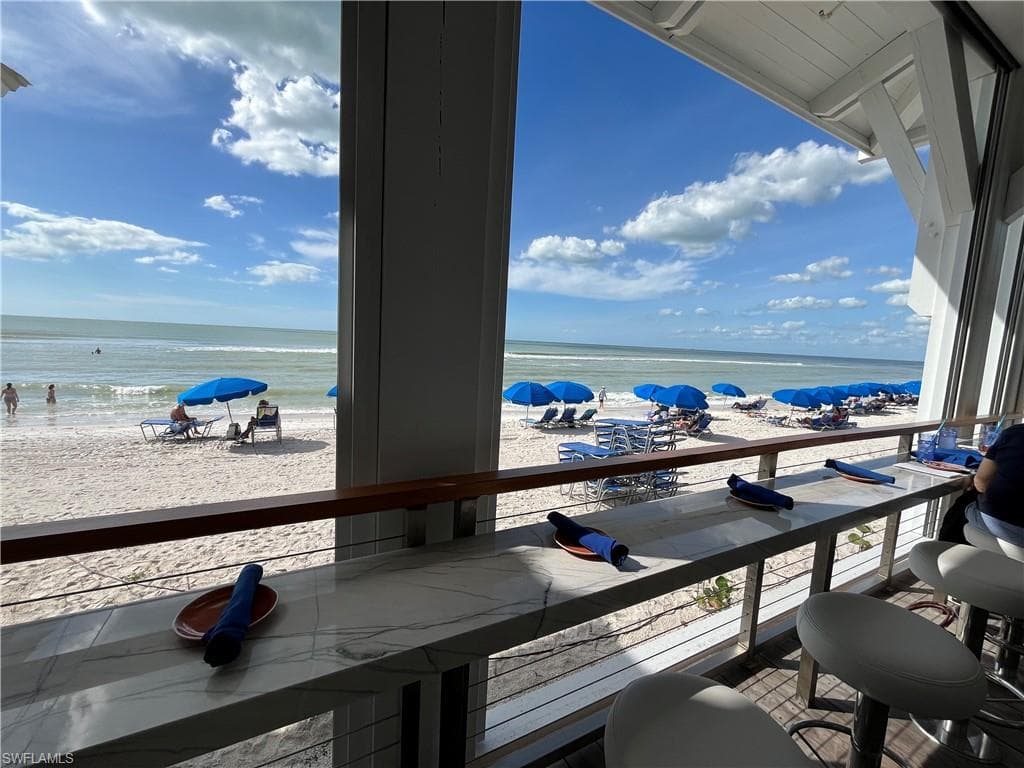 871 Tanbark Dr 101, Naples, FL 34108-21